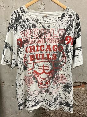 Vintage 90s Chicago Bulls Michael Jordan Scotty Pippen All Over Print AOP XL